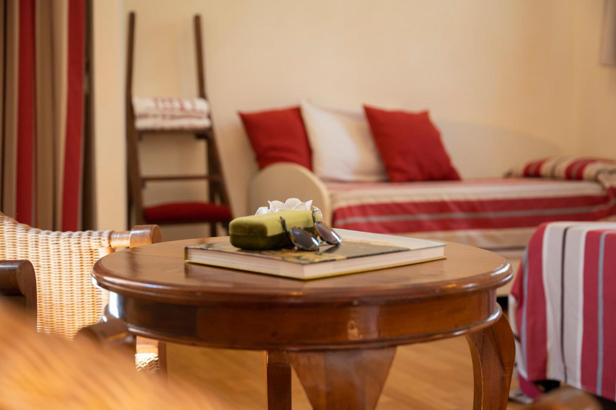Hotel Villa Sirena Нумана Экстерьер фото