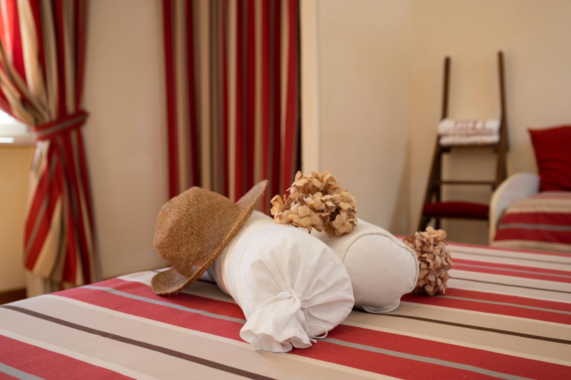 Hotel Villa Sirena Нумана Экстерьер фото