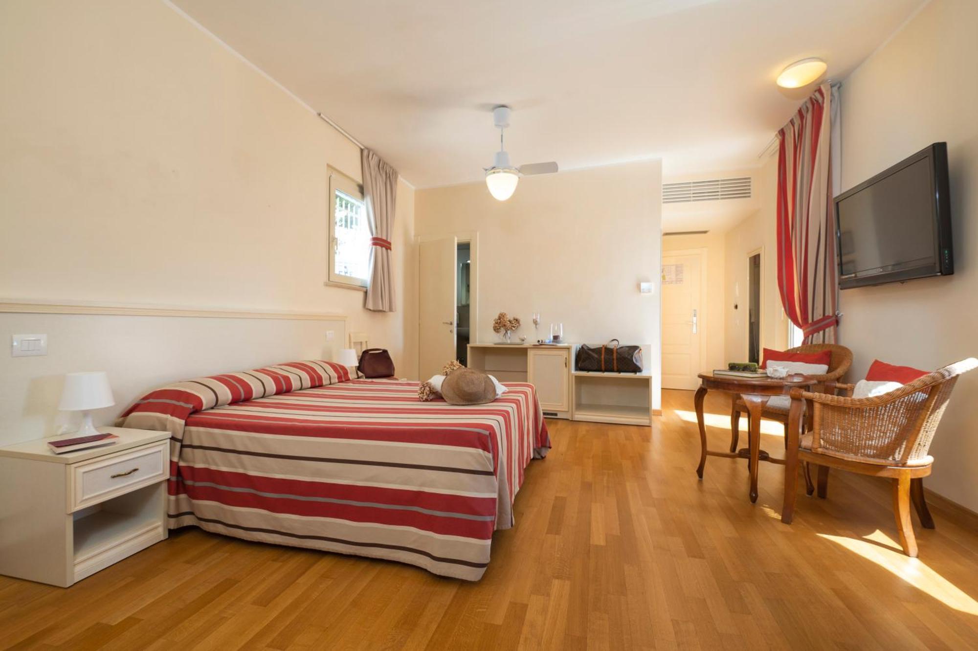 Hotel Villa Sirena Нумана Экстерьер фото